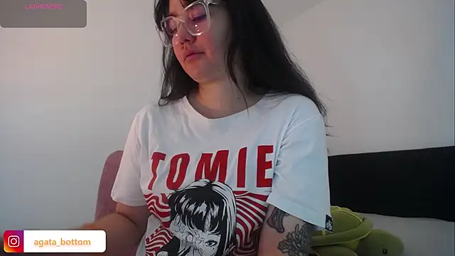 Snapshot of NewAgatha_Bolton chatting on October 2025 09:34:02 PM NewAgatha Bolton online show from October 2025 09:34:02 PM