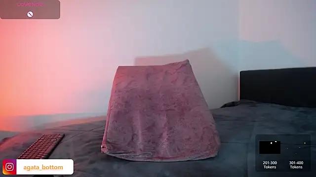 Snapshot of NewAgatha_Bolton chatting on November 2025 05:35:01 PM NewAgatha Bolton online show from November 2025 05:35:01 PM