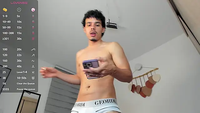 mateoleonee online show from January 2025 06:56:01 AM