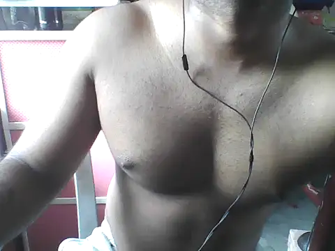Snapshot of hot_to_handel chatting on May 2026 05:34:01 AM hot to handel online show from May 2026 05:34:01 AM