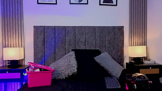 Ema Stone65 online show from September 2025 10:24:02 PM