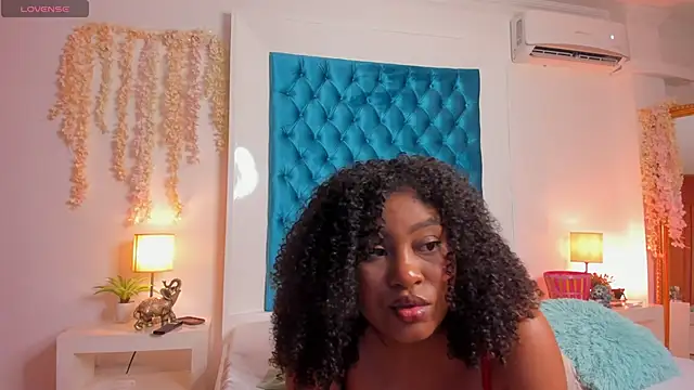 ohrianagibson online show from April 2026 11:07:01 PM