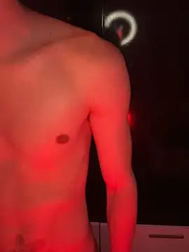 cybercosmiiic online show from January 2025 11:46:01 PM