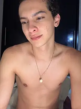 cybercosmiiic online show from February 2025 01:22:01 AM