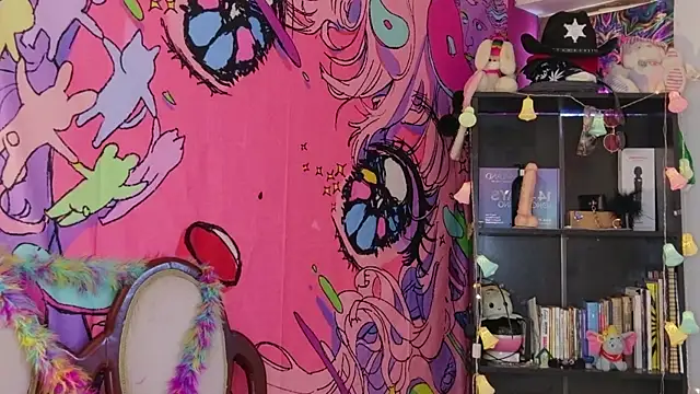 kittyzenn online show from December 2025 08:18:02 PM