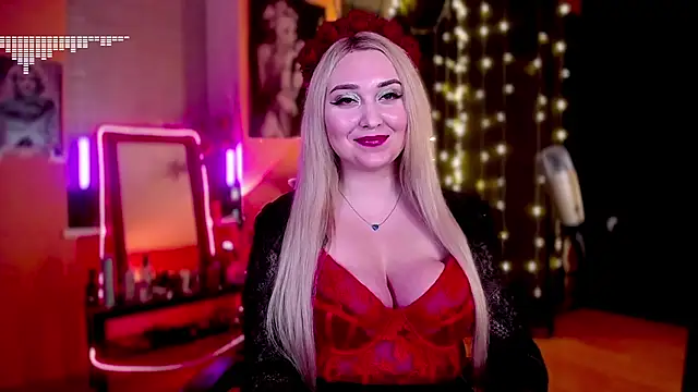 Snapshot of AllisonBlack_ chatting on December 2024 01:07:02 AM AllisonBlack  online show from December 2024 01:07:02 AM