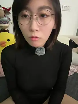 Snapshot of Ashepova000 chatting on January 2025 12:13:02 PM Ashepova000 online show from January 2025 12:13:02 PM