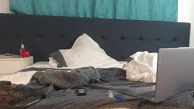 Snapshot of luna_palmerau chatting on January 2025 03:04:02 AM luna palmerau online show from January 2025 03:04:02 AM