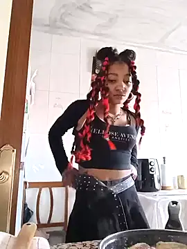 Snapshot of Laanegraofficial_ chatting on December 2024 01:55:01 PM Laanegraofficial online show from December 2024 01:55:01 PM
