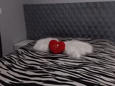 Sarahmonesexy online show from March 2025 09:40:02 PM