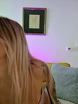 EileX official online show from February 2025 07:10:01 AM