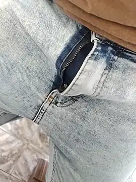 OLAJONES online show from September 2025 04:51:02 PM