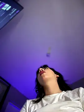 Snapshot of veronicaapink chatting on December 2024 02:20:02 AM veronicaapink online show from December 2024 02:20:02 AM