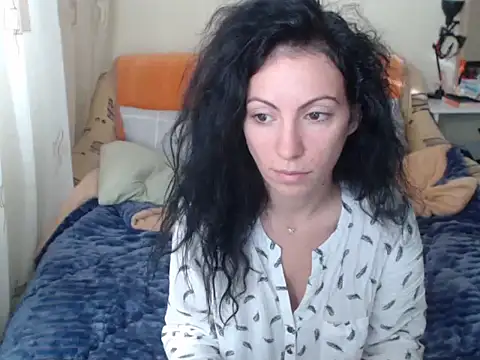 Emmatoo online show from November 2025 08:33:02 AM