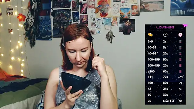 Snapshot of licentia__poetica chatting on December 2025 03:35:02 AM licentia poetica online show from December 2025 03:35:02 AM