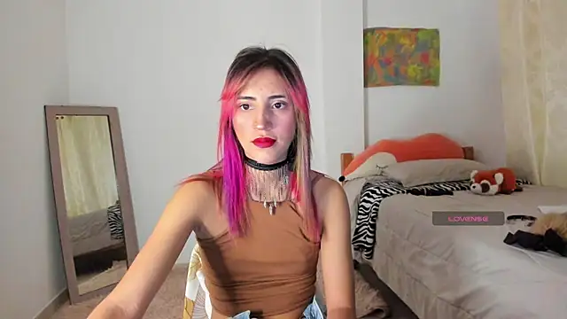 Snapshot of linnie_ chatting on January 2025 12:47:01 AM linnie  online show from January 2025 12:47:01 AM