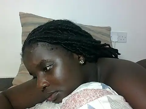 hotebbbyy online show from September 2025 06:30:02 AM