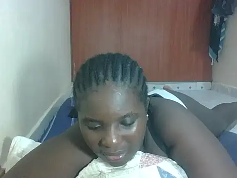 Snapshot of hotebbbyy chatting on May 2026 06:35:02 PM hotebbbyy online show from May 2026 06:35:02 PM