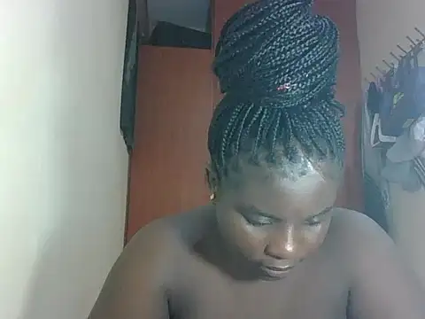 Snapshot of hotebbbyy chatting on May 2026 12:24:01 PM hotebbbyy online show from May 2026 12:24:01 PM