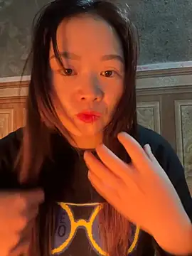 Hellen 111 online show from November 2025 02:12:01 AM