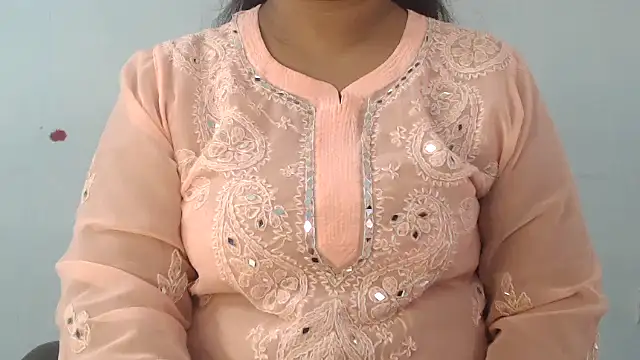 Snapshot of sapna-ji chatting on November 2025 05:28:02 AM sapna-ji online show from November 2025 05:28:02 AM