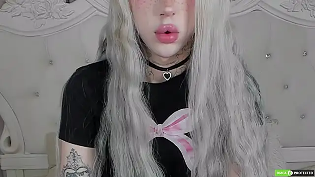 Joy Barker online show from November 2025 01:35:02 PM