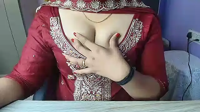 KhwahisHH online show from November 2025 10:01:02 AM