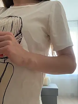 KateRedgar online show from September 2025 02:05:02 PM