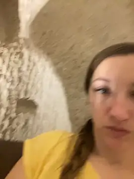 KateRedgar online show from October 2025 06:58:02 AM