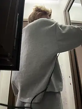 tanyagrey online show from November 2025 06:57:02 AM