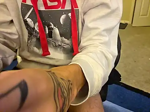 Migaruo online show from October 2025 12:02:01 PM