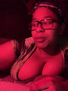 bustypothead online show from February 2025 11:33:01 AM