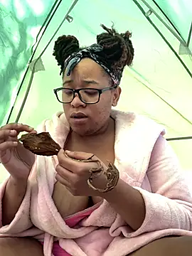 bustypothead online show from March 2025 05:13:01 PM