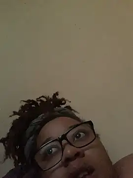 bustypothead online show from October 2025 05:22:02 PM