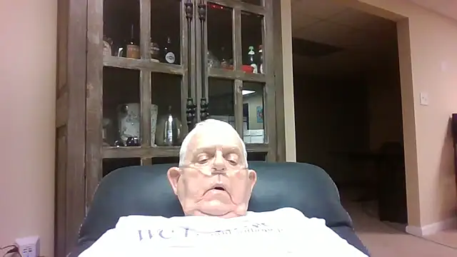 Snapshot of bootlegmanz chatting on September 2025 01:24:02 PM bootlegmanz online show from September 2025 01:24:02 PM
