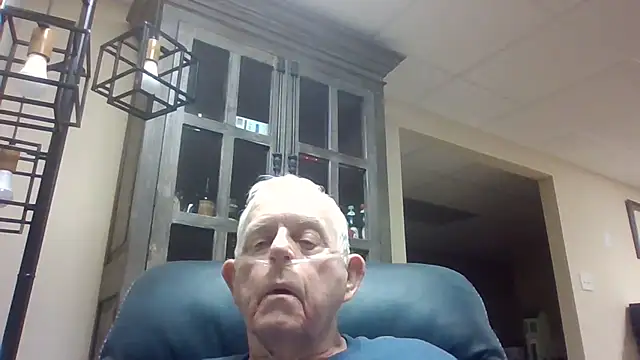 Snapshot of bootlegmanz chatting on October 2025 01:25:01 AM bootlegmanz online show from October 2025 01:25:01 AM