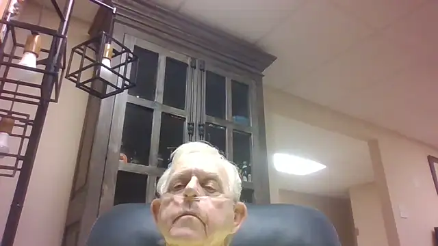 Snapshot of bootlegmanz chatting on February 2026 07:08:01 PM bootlegmanz online show from February 2026 07:08:01 PM