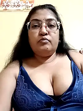 LAVERNIYA  online show from December 2024 07:14:01 PM