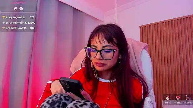 sophiecherry  online show from November 2025 10:37:01 AM