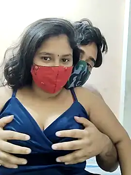 Snapshot of IND_COUPLE1 chatting on December 2024 12:22:01 PM IND COUPLE1 online show from December 2024 12:22:01 PM