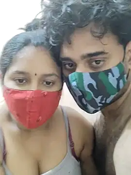 Snapshot of IND_COUPLE1 chatting on December 2024 04:57:02 PM IND COUPLE1 online show from December 2024 04:57:02 PM