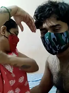 Snapshot of IND_COUPLE1 chatting on December 2024 06:55:02 PM IND COUPLE1 online show from December 2024 06:55:02 PM