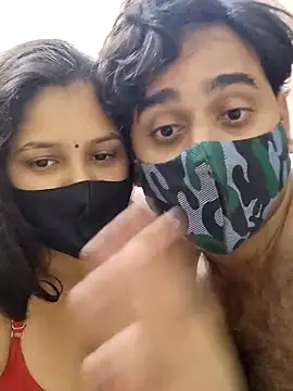 Snapshot of IND_COUPLE1 chatting on January 2025 07:18:02 PM IND COUPLE1 online show from January 2025 07:18:02 PM