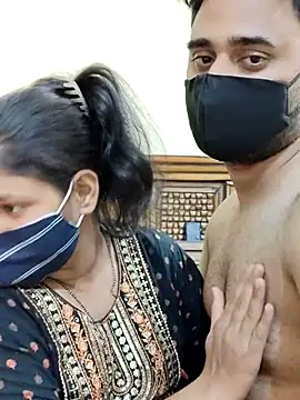 Snapshot of IND_COUPLE1 chatting on February 2025 02:59:01 PM IND COUPLE1 online show from February 2025 02:59:01 PM