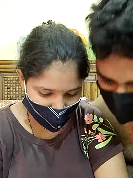 Snapshot of IND_COUPLE1 chatting on February 2025 06:10:02 PM IND COUPLE1 online show from February 2025 06:10:02 PM