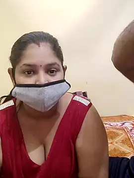 Snapshot of IND_COUPLE1 chatting on March 2026 05:23:01 AM IND COUPLE1 online show from March 2026 05:23:01 AM