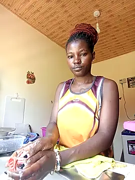 TrishaKalid online show from September 2025 08:47:01 AM