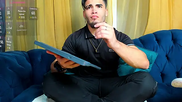 Snapshot of dante_fox_ chatting on March 2025 03:16:01 AM dante fox online show from March 2025 03:16:01 AM