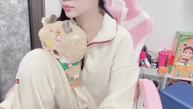 Virgo 686 online show from December 2024 10:06:02 AM