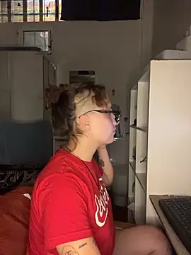 Hawitxui online show from November 2025 06:51:01 PM